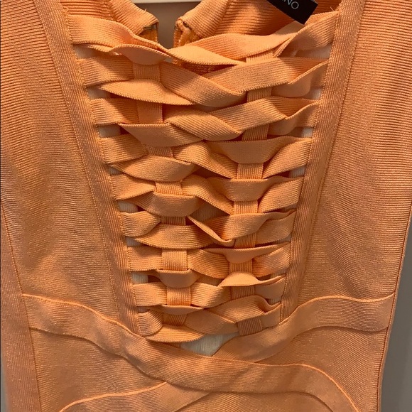 Sexy short peach dress - Picture 3 of 3